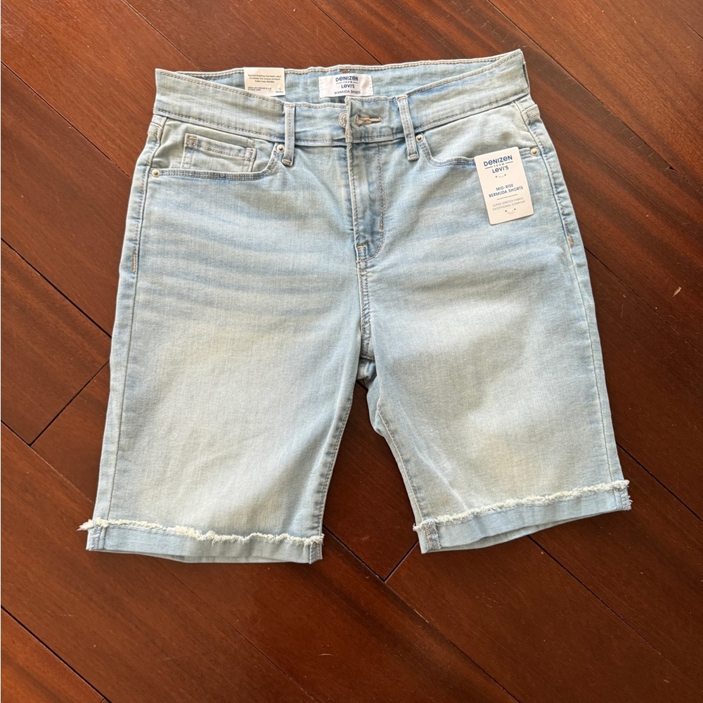 Levi’s Denizen Bermuda shorts